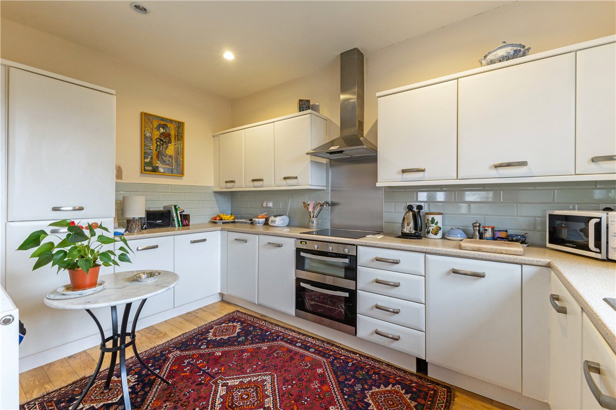 3 bedroom House, Derwent Way, York, YO10 - Available, Image 3
