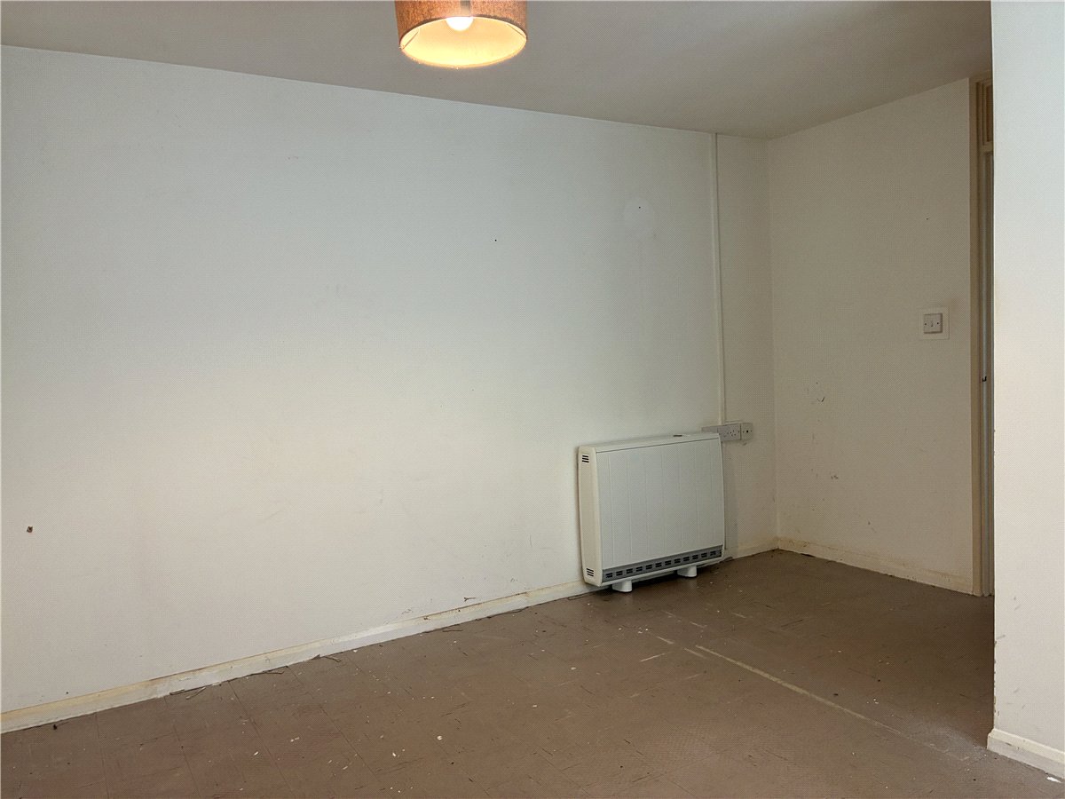 2 bedroom Bungalow, The Beeches, Winterbourne Monkton, SN4 - Available, Image 9