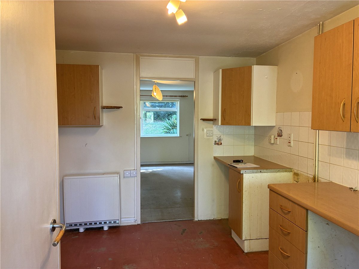 2 bedroom Bungalow, The Beeches, Winterbourne Monkton, SN4 - Available, Image 4