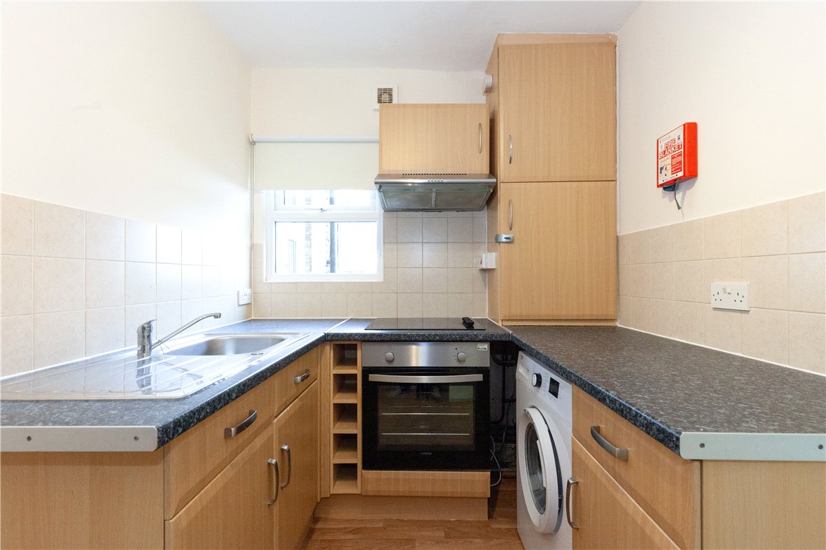 1 bedroom Flat, Cowley Road, Oxford, OX4 - Available, Image 3
