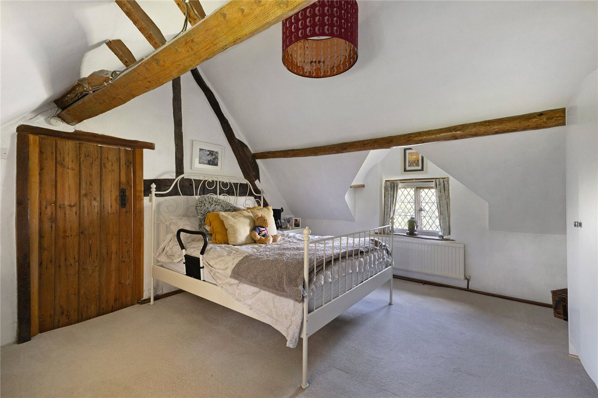 3 bedroom House, Park Lane, Cherhill, SN11 - Available, Image 8