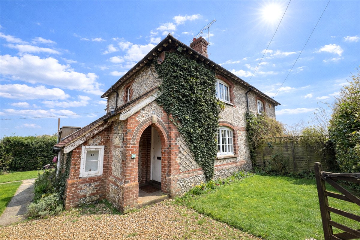 3 bedroom House, Woodlands Farm Cottages, Woodlands, SO24 - Let Agreed