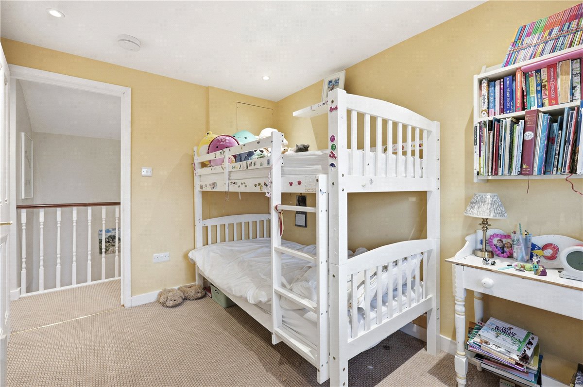 6 bedroom House, Delaford Street, London, SW6 - Available, Image 13