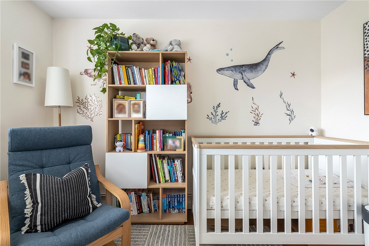 2 bedroom Flat, St. James's Close, London, SW17 - Available, Image 11