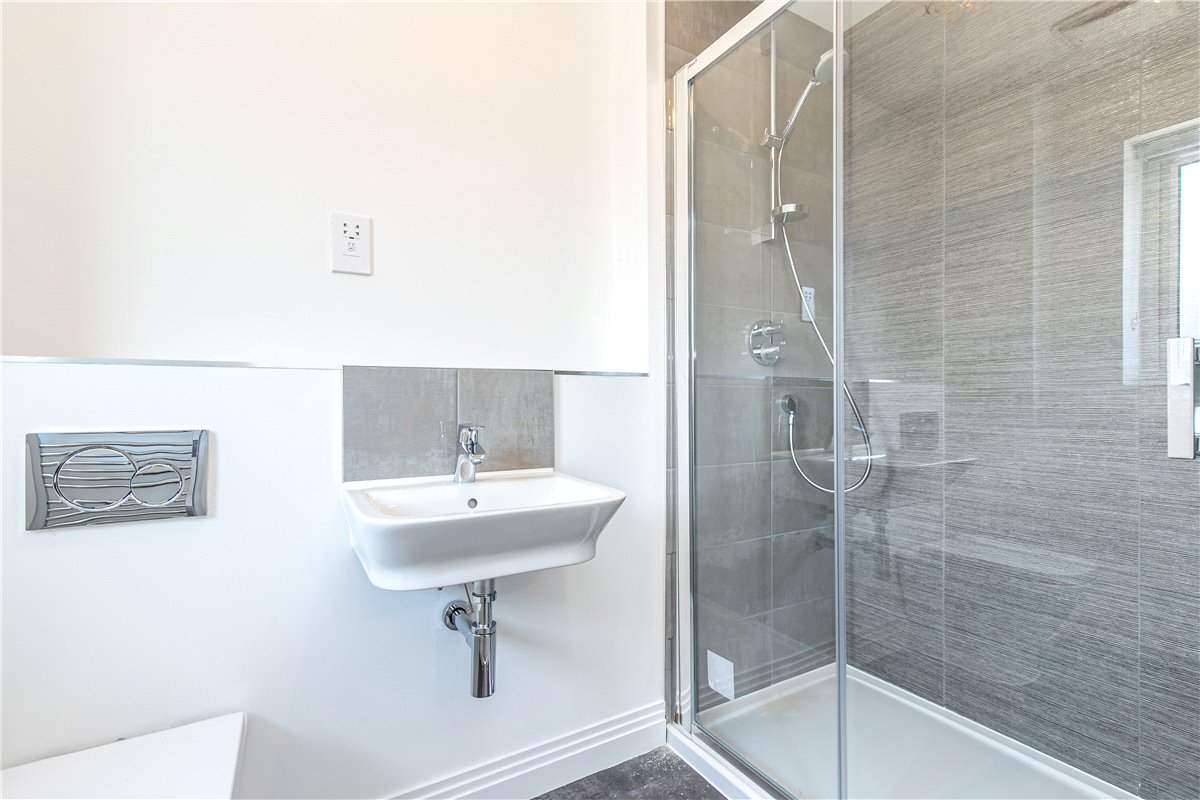 3 bedroom House, Rye Crescent, Curbridge, OX29 - Let Agreed, Image 11