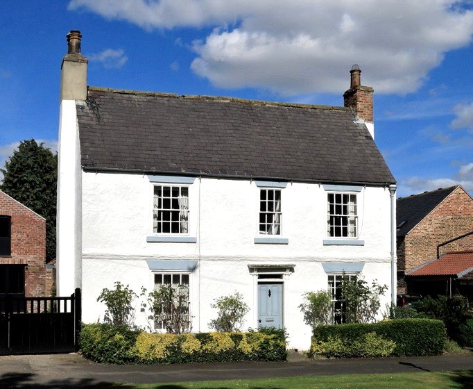 4 bedroom House, The Green, Kirklington, DL8 - Available