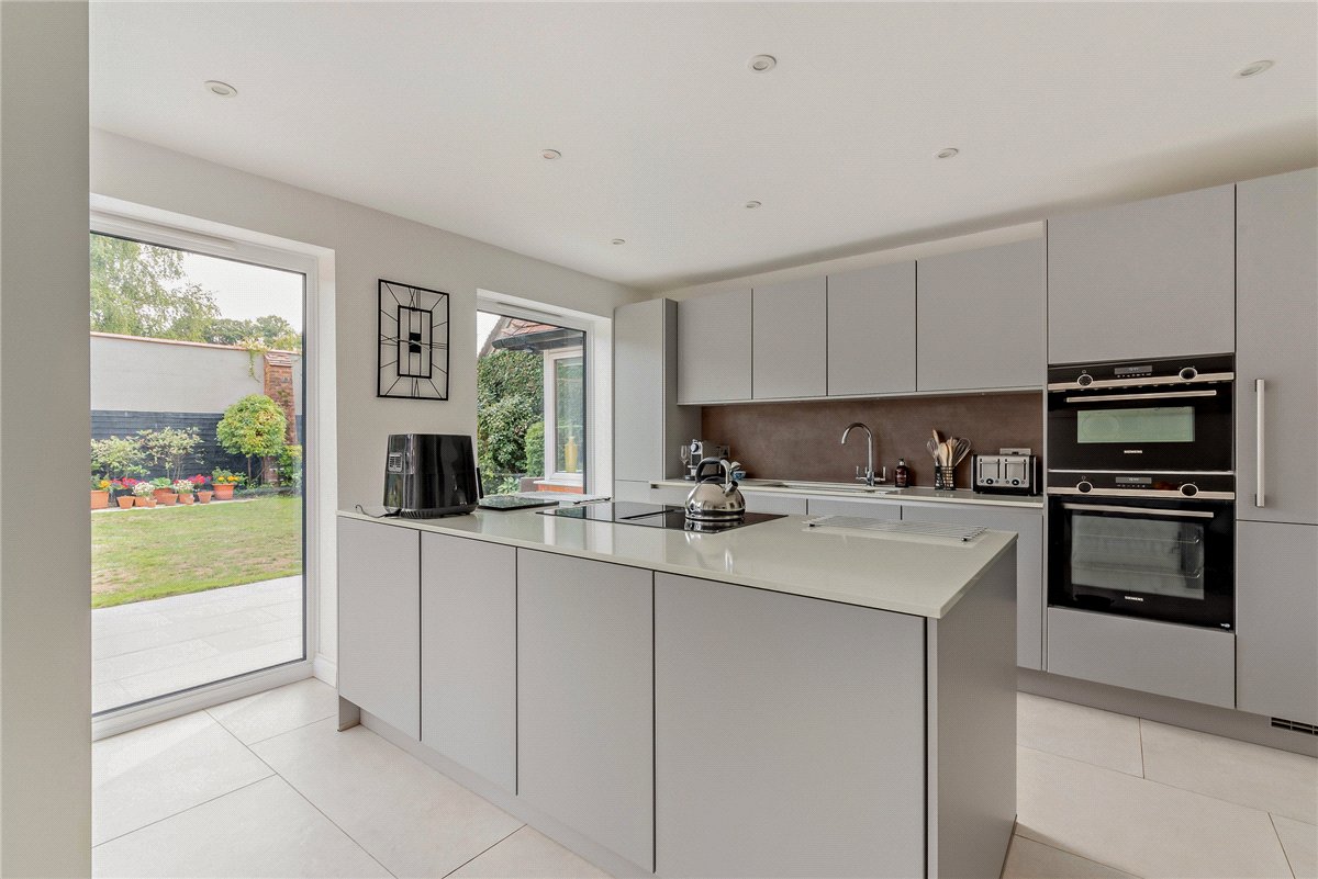 4 bedroom House, The Rookery, Peasemore, RG20 - Sold, Image 11