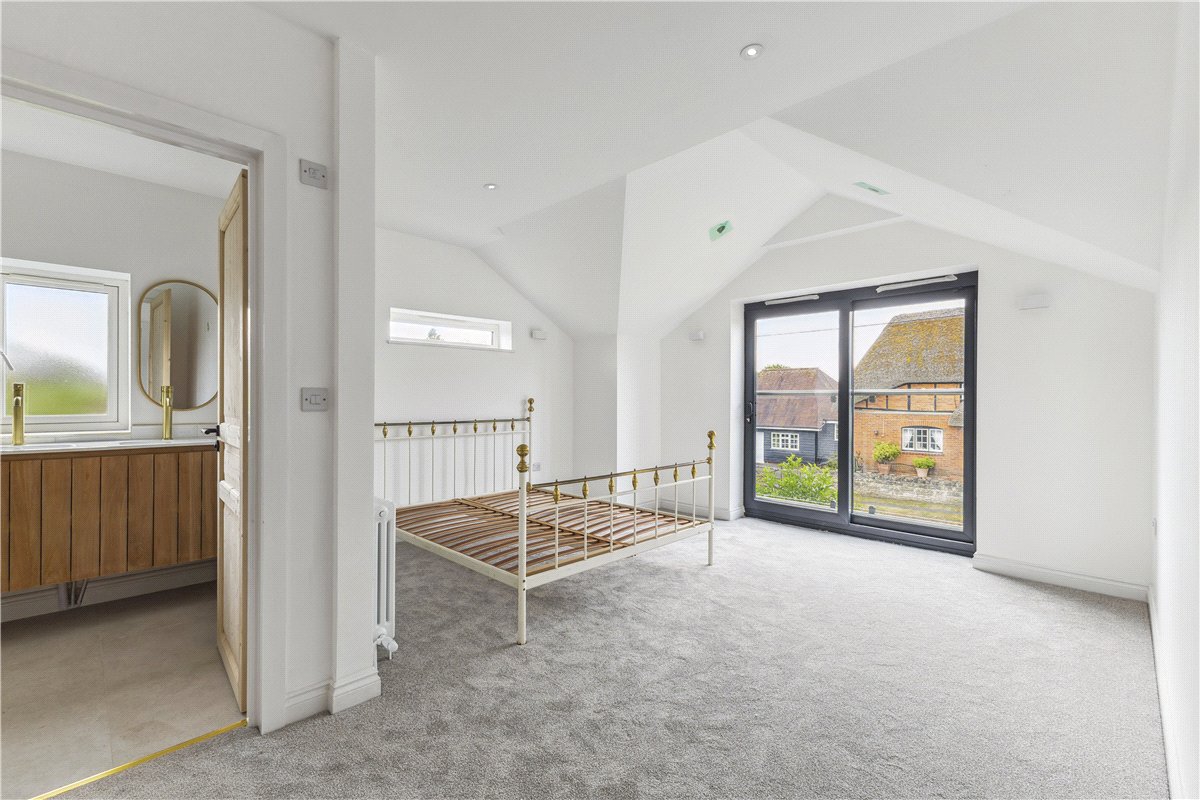 4 bedroom House, High Street, Burbage, SN8 - Available, Image 9