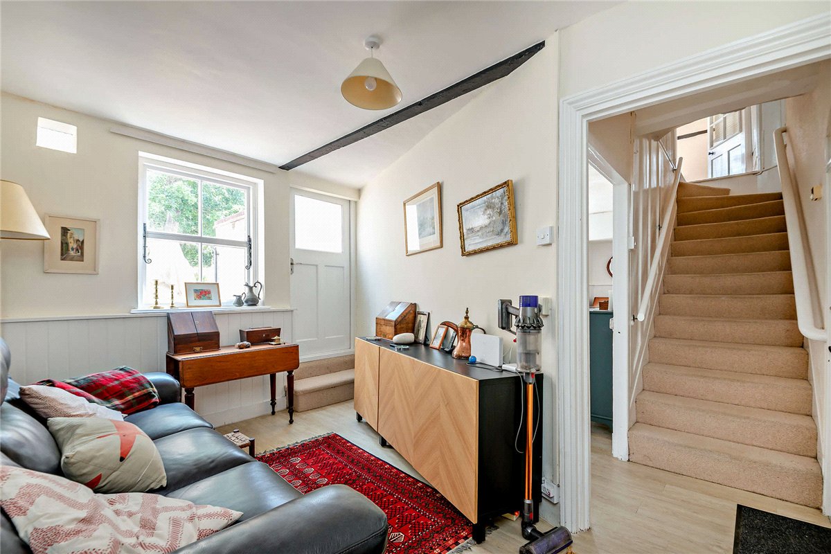 5 bedroom House, High Street, Hungerford, RG17 - Available, Image 3