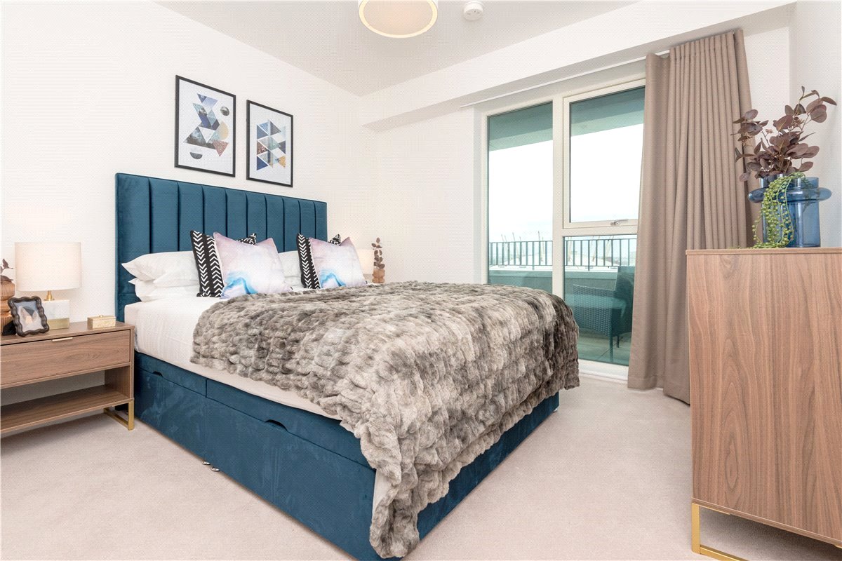 2 bedroom Flat, Heartwell Avenue, London, E16 - , Image 16