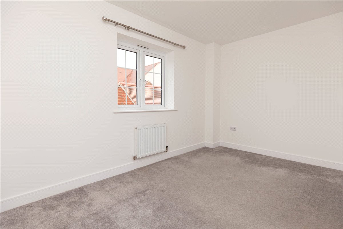 3 bedroom House, Wincanton Road, Bicester, OX26 - Let Agreed, Image 6