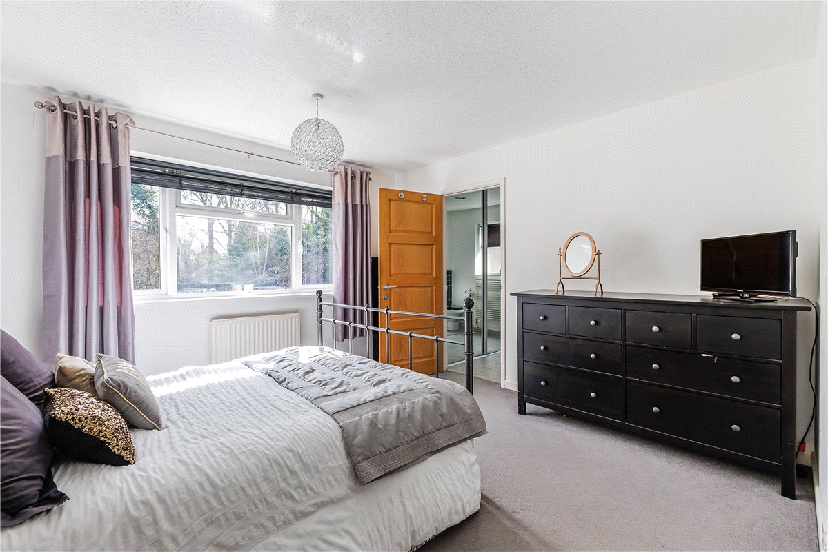 5 bedroom House, Fortunes Field, Broad Hinton, SN4 - Sold, Image 9