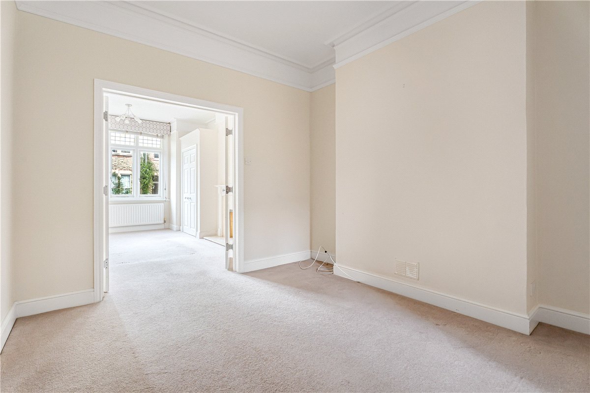 2 bedroom Flat, Walton Crescent, Oxford, OX1 - Let Agreed, Image 11