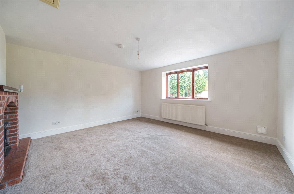 3 bedroom House, Church Lane, Middleton, B78 - Available, Image 5