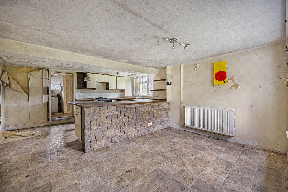 4 bedroom Cottage, Queen Camel, Yeovil, BA22 - Available, Image 13