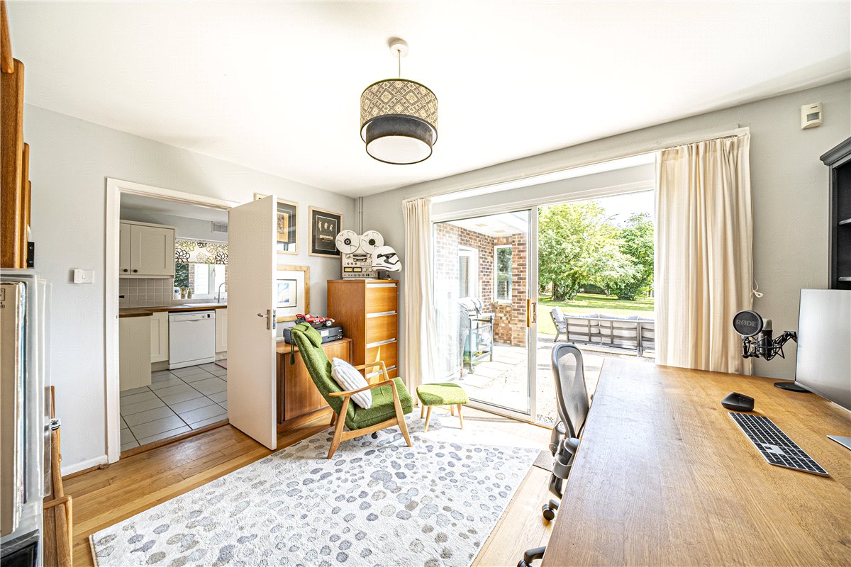 3 bedroom House, Burnett Close, Winchester, SO22 - Sold, Image 6