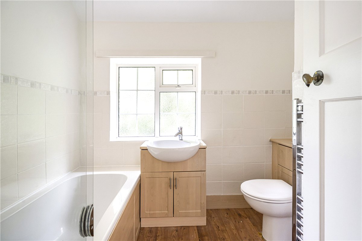 4 bedroom House, Bacombe Lane, Wendover, HP22 - Let Agreed, Image 25