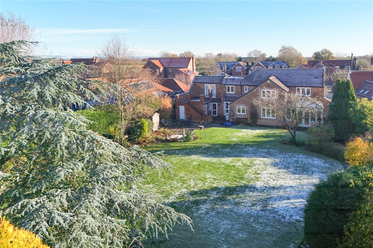 4 bedroom House, Main Street, Sutton on Derwent, YO41 - Available, Image 4