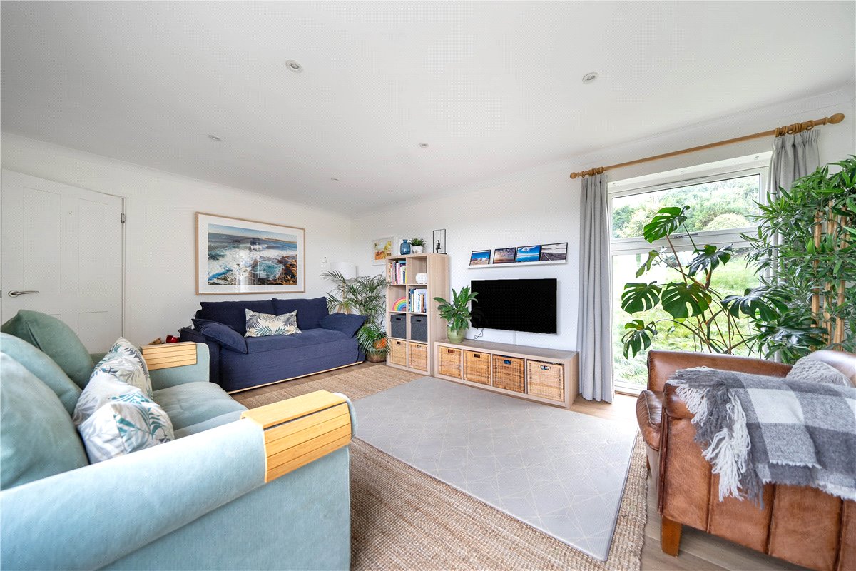 4 bedroom House, Ducks Meadow, Marlborough, SN8 - Available, Image 18