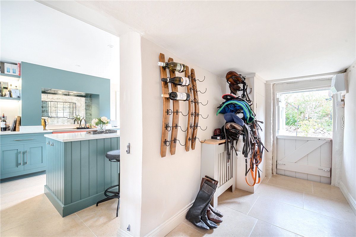 2 bedroom House, Castle Street, Aldbourne, SN8 - Sold, Image 7