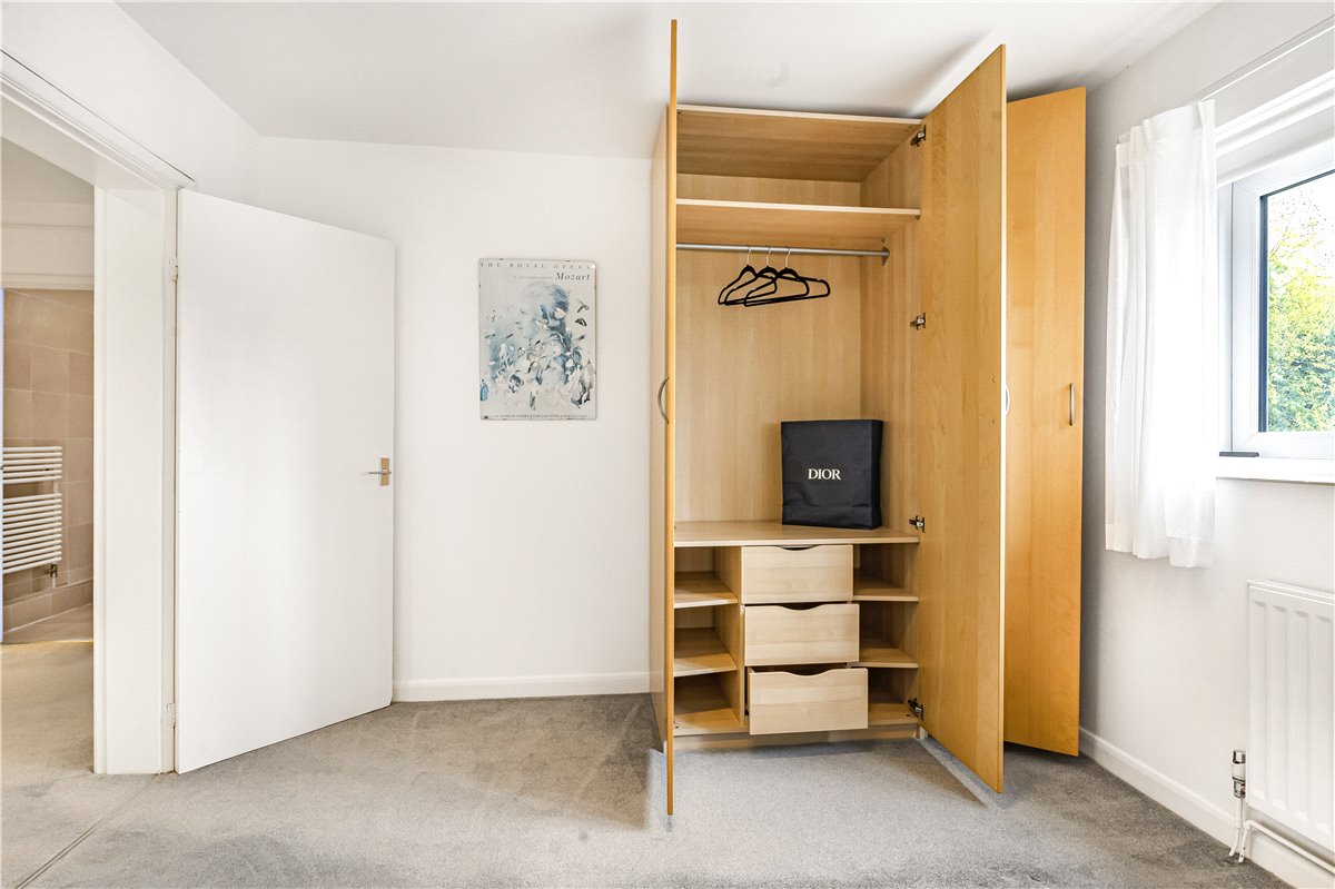 2 bedroom Flat, Cunliffe Close, Oxford, OX2 - Sold STC, Image 12