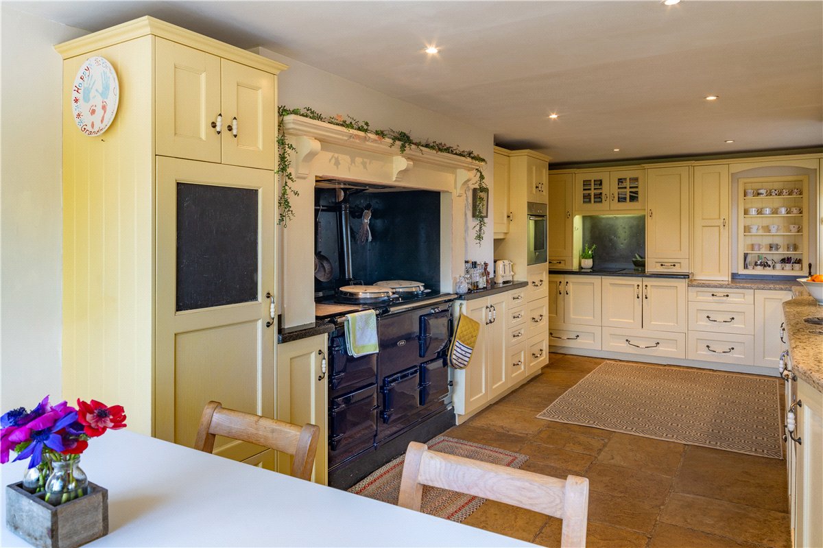 5 bedroom House, Brightwalton, Newbury, RG20 - Available, Image 4