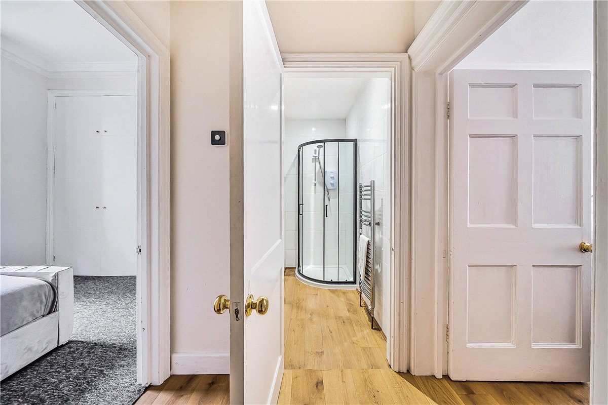 1 bedroom Flat, New King Street, Bath, BA1 - Sold, Image 7