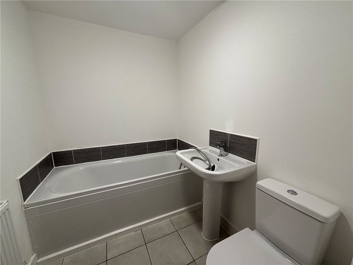3 bedroom House, Comelybank Drive, Mexborough, S64 - Available, Image 5