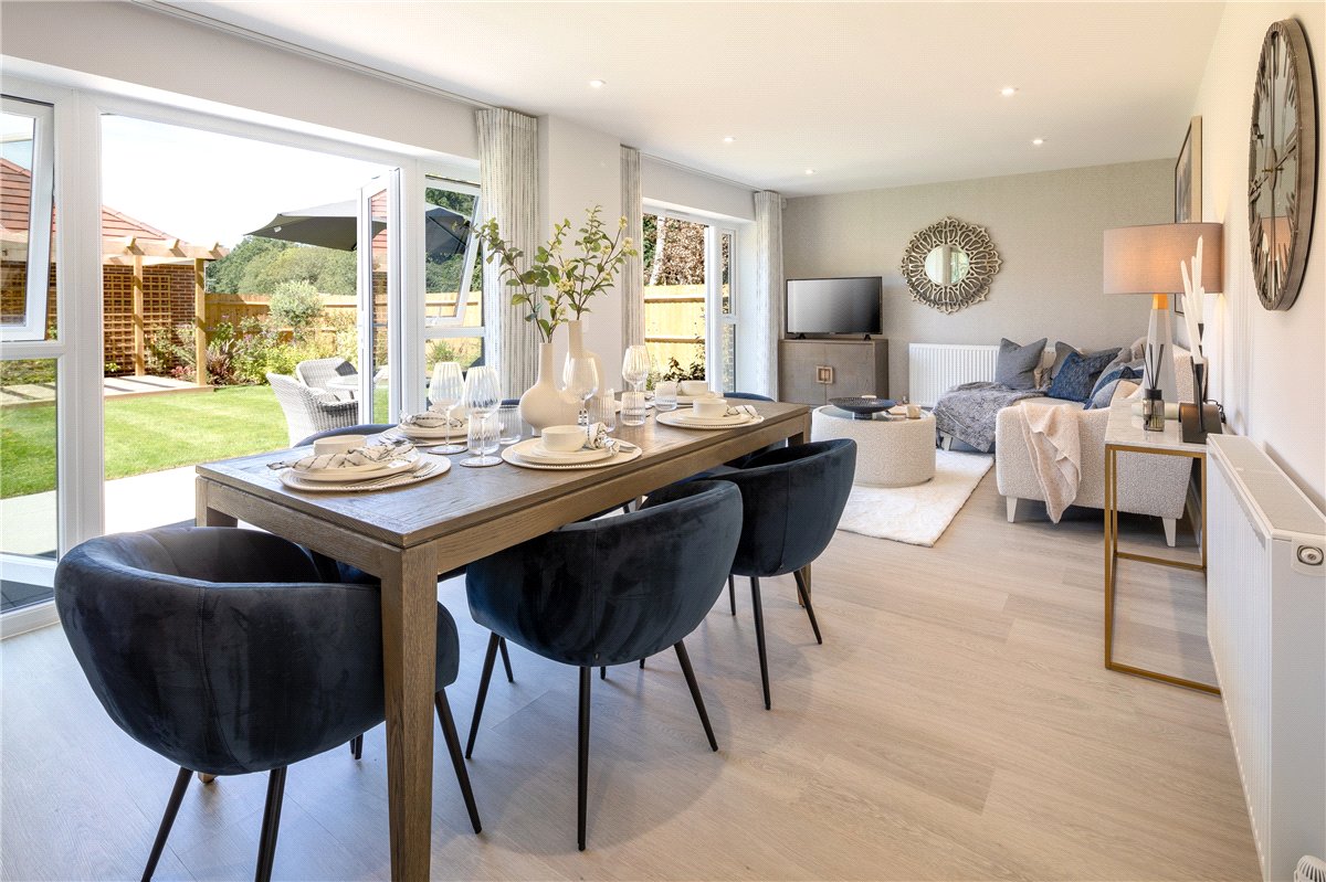 5 bedroom House, Bishops Green, Newbury, RG20 - Available, Image 3