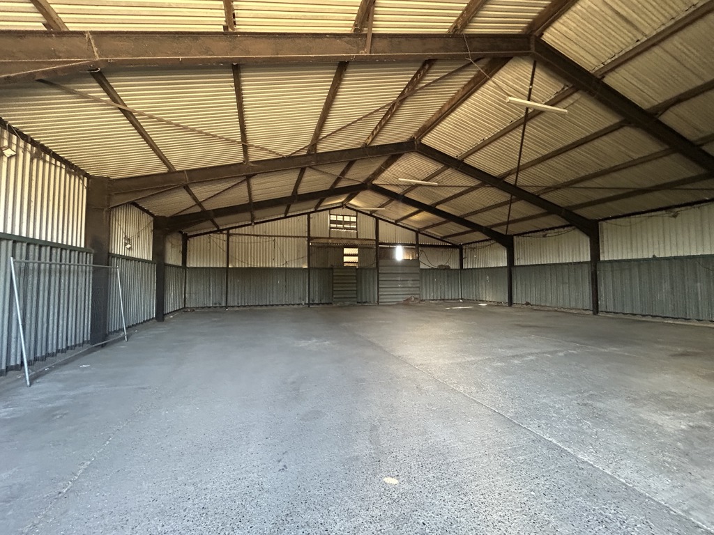 3540.5 Sq Ft, Lilley Bottom, Luton, LU2 - Available, Image 7