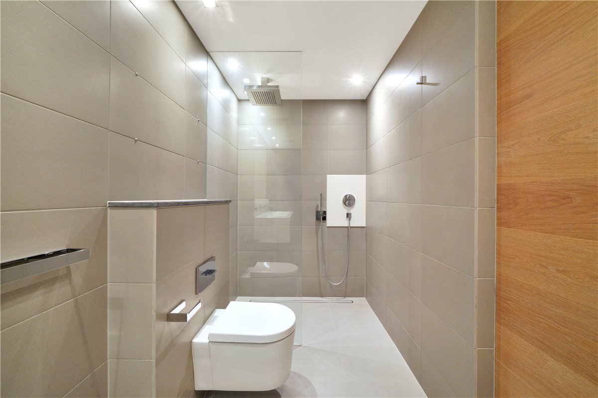 2 bedroom Flat, Grosvenor Hill, London, W1K - Available, Image 3