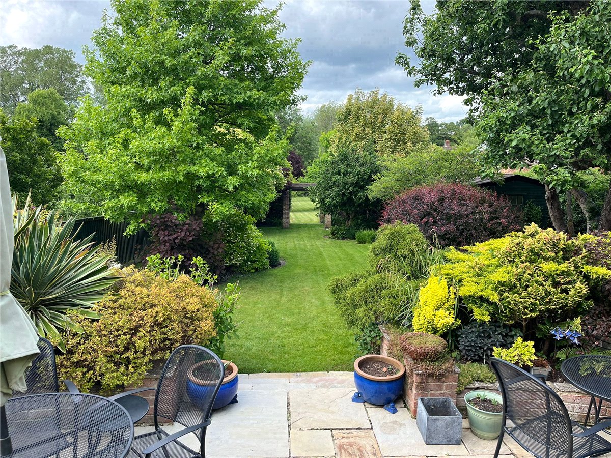 4 bedroom House, High Street, Manton, SN8 - Available, Image 4