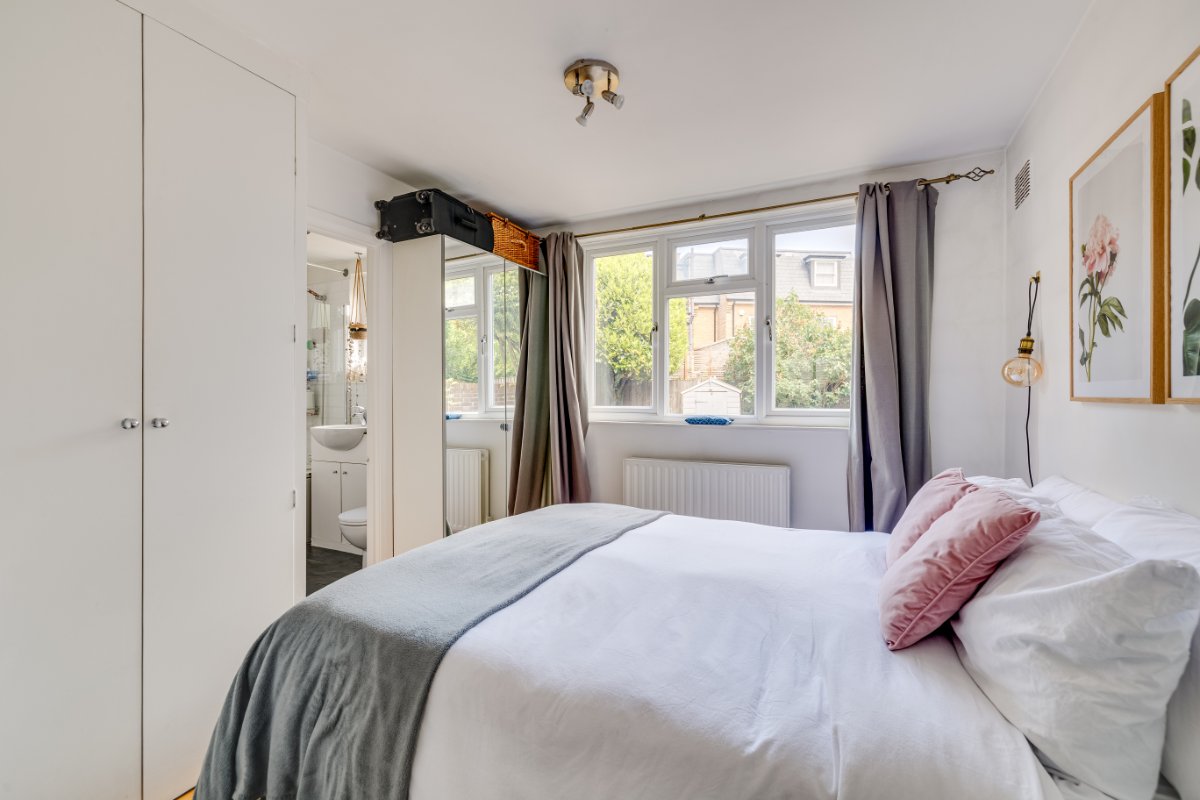 1 bedroom Flat, Railway Side, London, SW13 - Available, Image 5