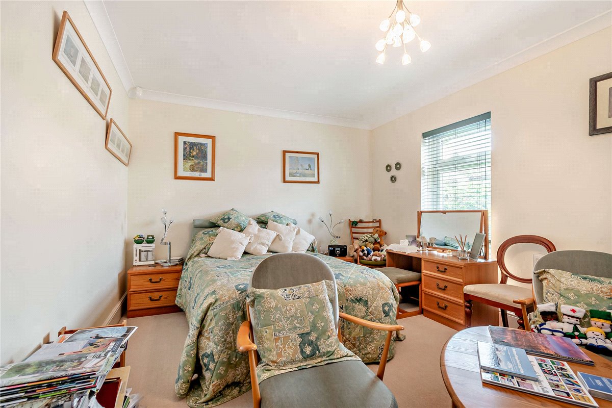 3 bedroom Flat, St James Court, 29A Wheatlands Road East, HG2 - Sold, Image 5