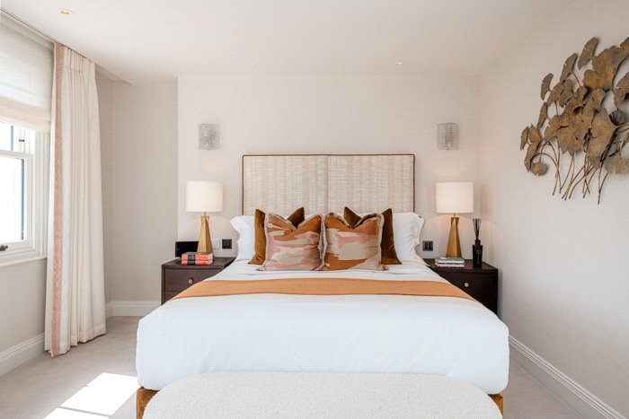 2 bedroom Flat, Prince of Wales Terrace, Kensington, W8 - Available, Image 24