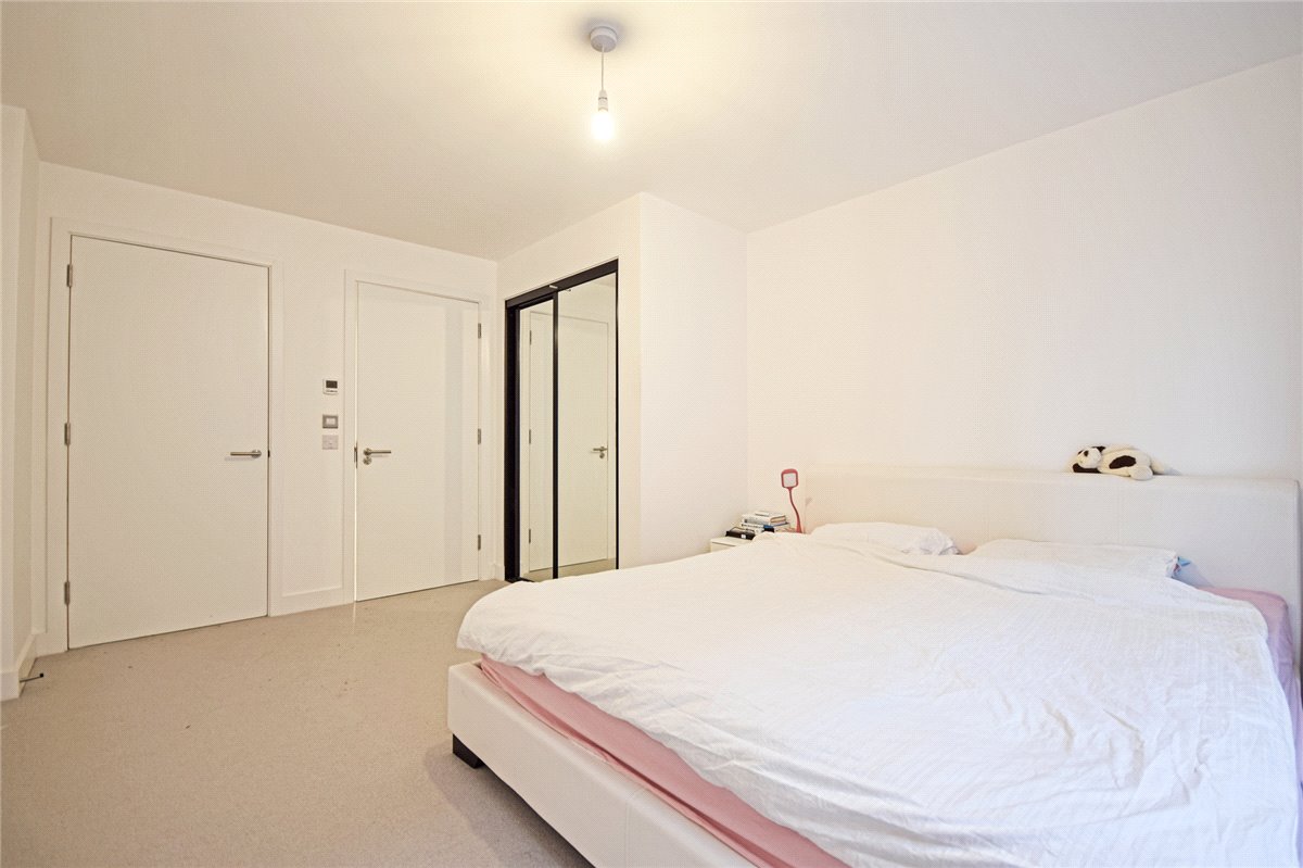 2 bedroom Flat, Scholars Court, Harrison Drive, CB2 - Let Agreed, Image 7
