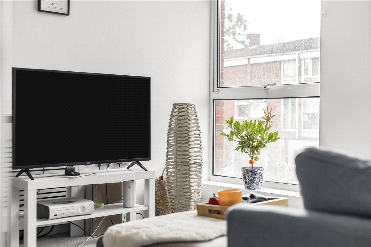 2 bedroom Flat, Harefields, Oxford, OX2 - , Image 5