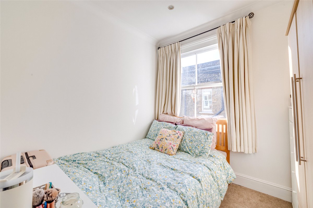 3 bedroom Flat, Harbord Street, London, SW6 - Let Agreed, Image 5