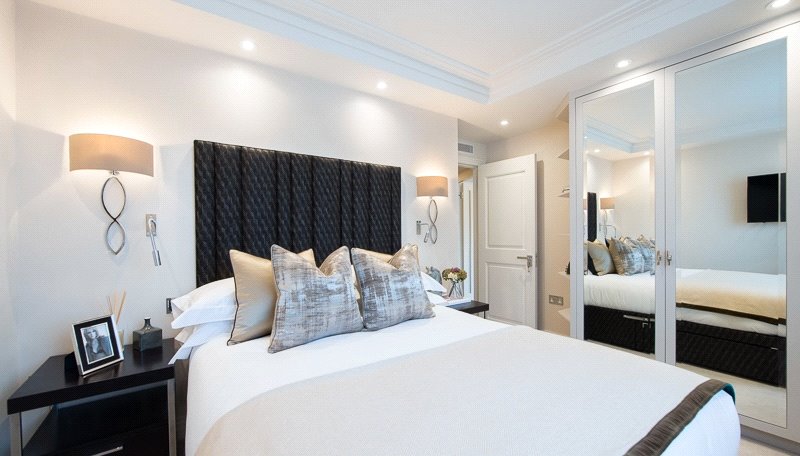 2 bedroom Flat, Fulham Road, London, SW3 - Available, Image 4