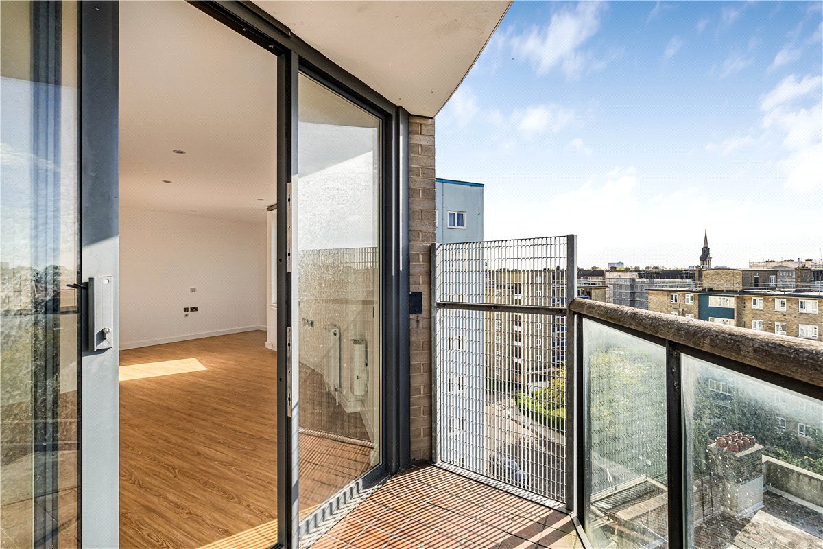 2 bedroom Flat, Park Village East, London, NW1 - Available, Image 11