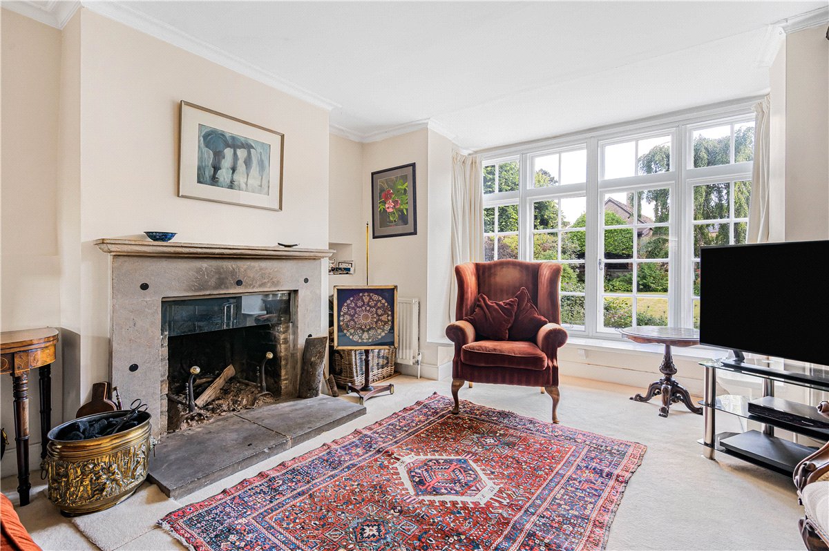 5 bedroom Cottage, High Street, Bampton, OX18 - Available, Image 4
