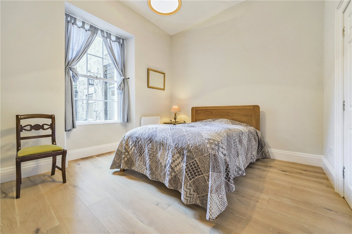 1 bedroom Flat, Park Street, Bath, BA1 - Sold, Image 9
