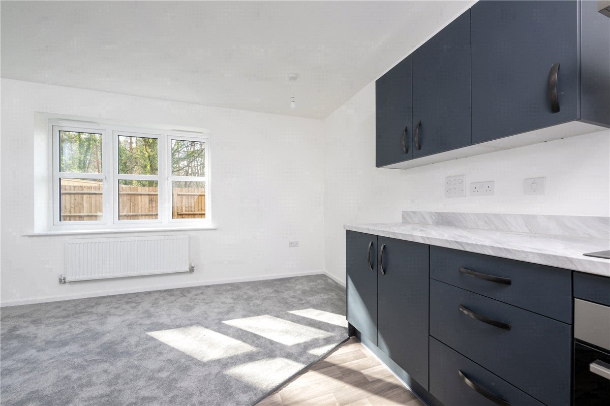 1 bedroom House, Princess Gardens, Bishops Green, RG20 - Available, Image 5