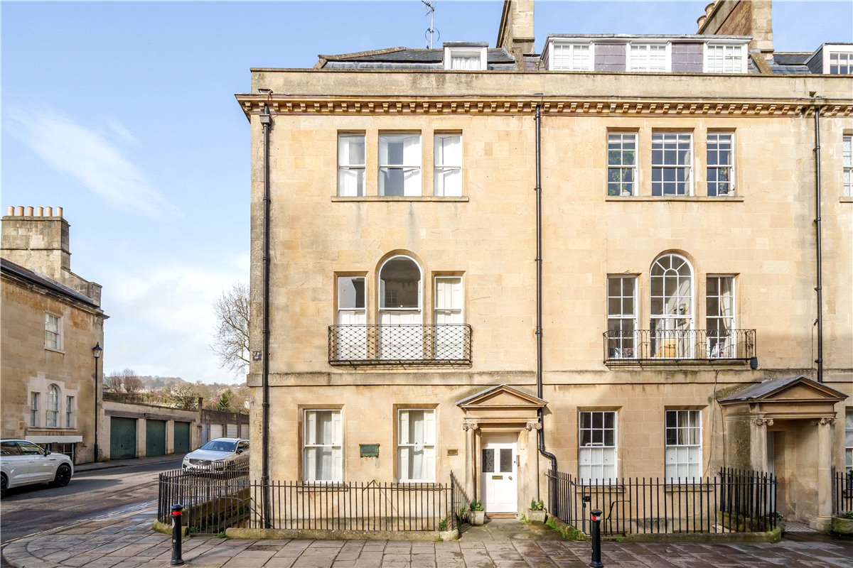 2 bedroom Flat, Brock Street, Bath, BA1 - 