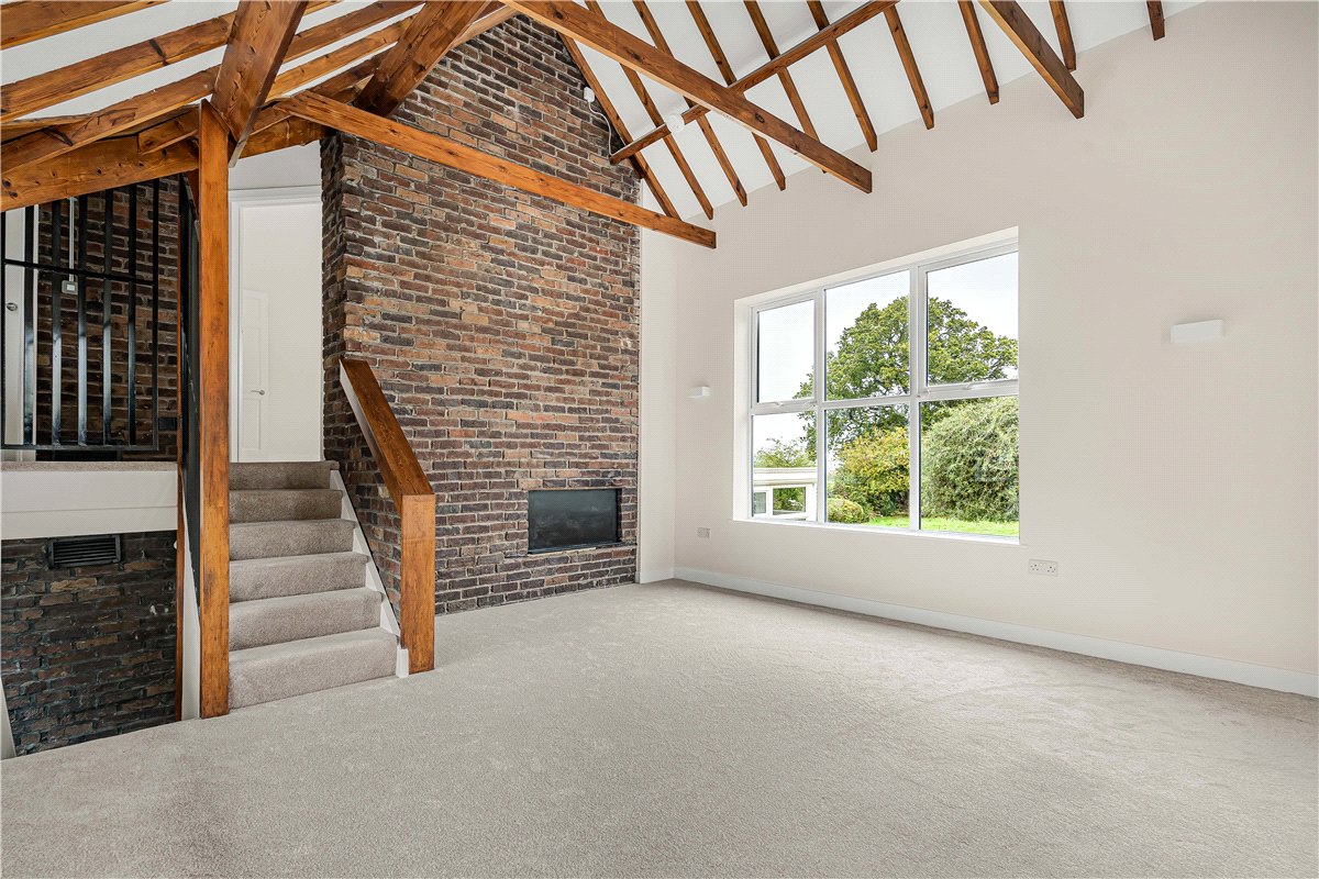 3 bedroom House, Hodgetts Lane, Burton Green, CV8 - Available, Image 6