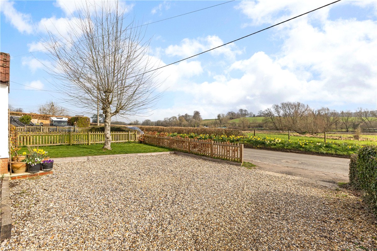 3 bedroom House, Church Street, Great Bedwyn, SN8 - Sold STC, Image 16