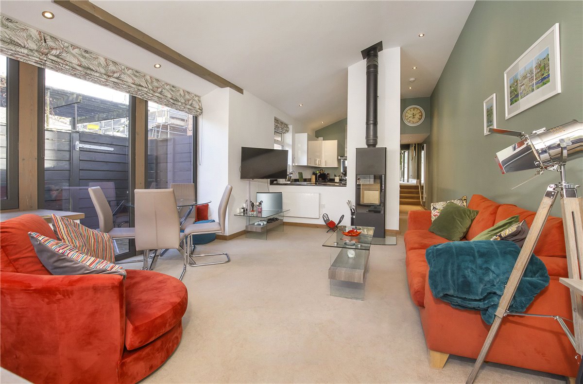 2 bedroom Flat, Clifton Green, York, YO30 - Available, Image 2