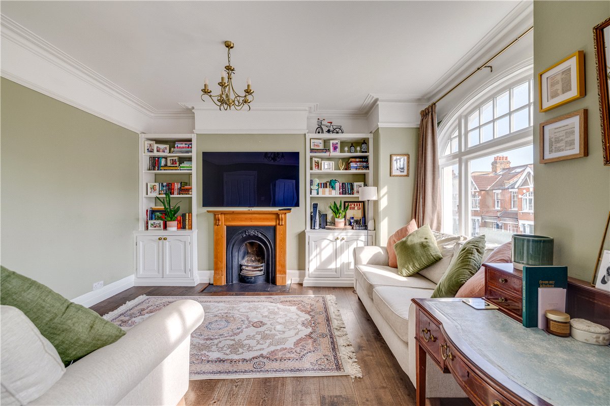 3 bedroom Maisonette, Replingham Road, London, SW18 - Available, Image 4