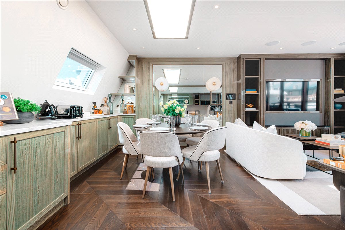 3 bedroom Flat, Prince of Wales Terrace, London, W8 - Available, Image 4