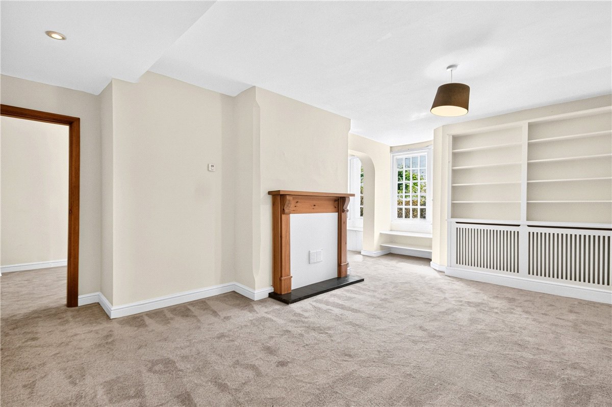 4 bedroom House, Red Lane, Burton Green, CV8 - Available, Image 3
